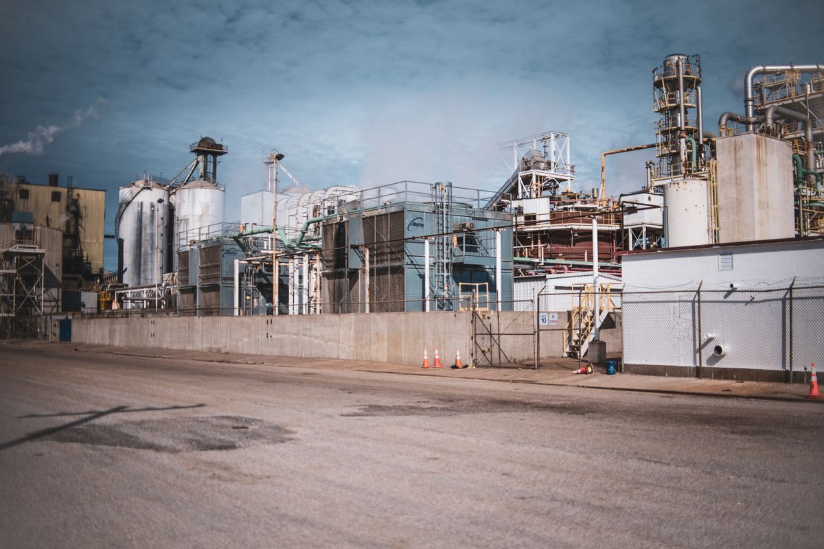 Chemical manufacturing facility